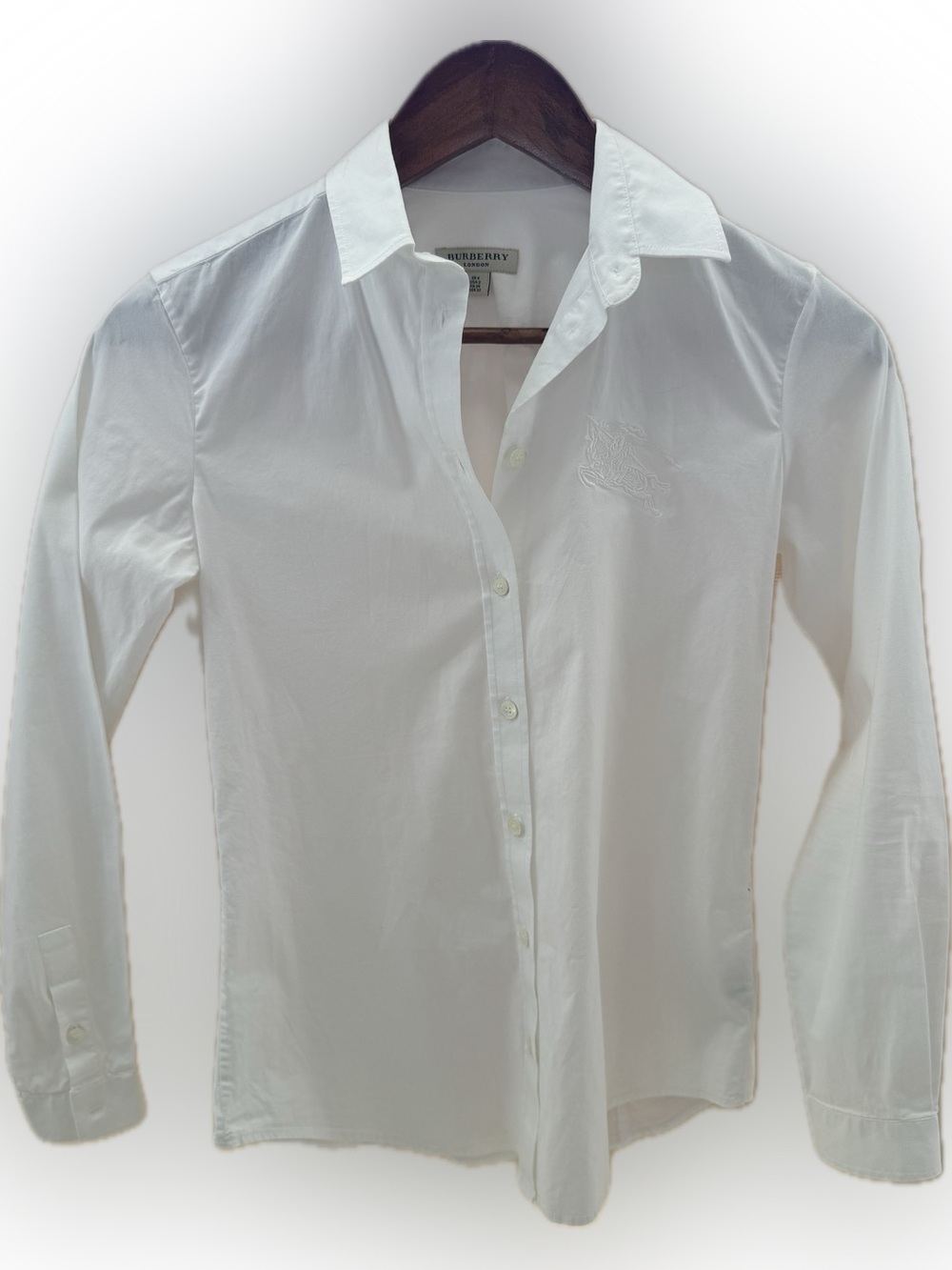 Women’s Burberry White Cotton Long-Sleeve Button-Down Shirt - Picture 15 of 16